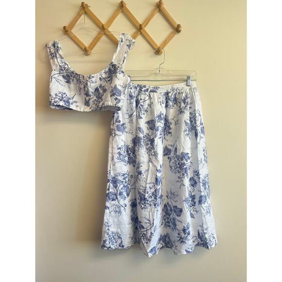 Reformation Teya Linen Two Piece Lupine Size 10 Skirt Crop Top Floral White Blue - Picture 16 of 16